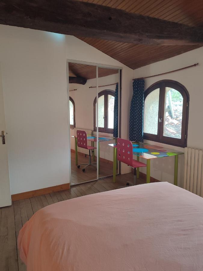 Duplex 70 M2 Balcon Coeur Historique Cahors Apartment Exterior photo